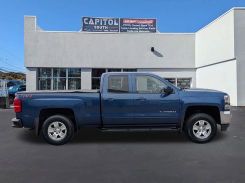 Used 2018 Chevrolet Silverado 1500 LT w/ All Star Edition AWD/4WD image 2