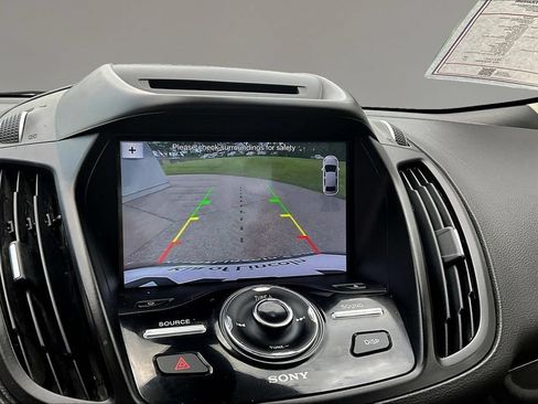 Used 2017 Ford Escape Titanium AWD/4WD image 14