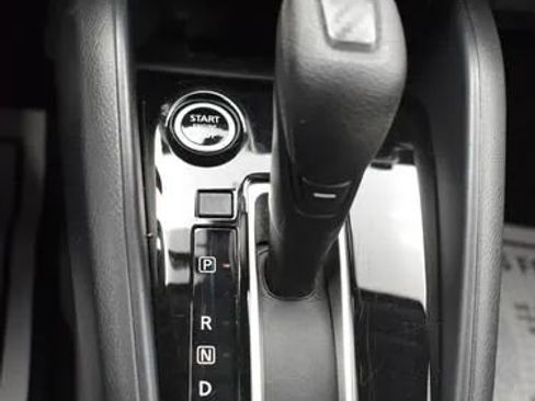 Used 2024 Nissan Versa SV image 32