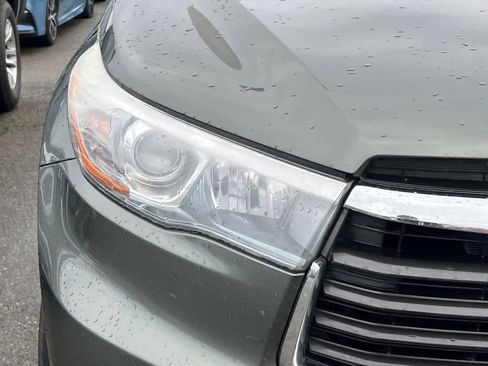 Used 2014 Toyota Highlander Limited image 8