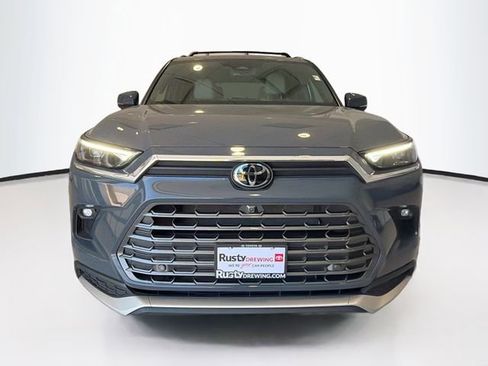 Used 2024 Toyota Grand Highlander AWD Hybrid image 2
