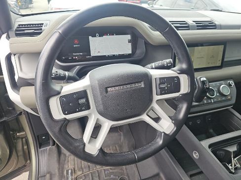 Used 2023 Land Rover Defender 90 S AWD/4WD image 11