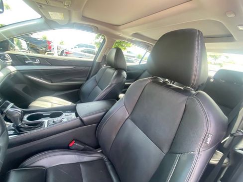 Used 2017 Nissan Maxima 3.5 SL FWD image 22