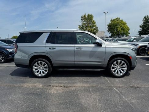 Used 2023 Chevrolet Tahoe Premier w/ Premium Package 2 AWD/4WD image 2