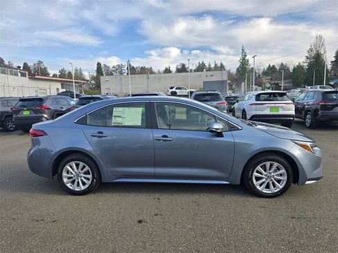 New 2026 Toyota Corolla XLE image 8