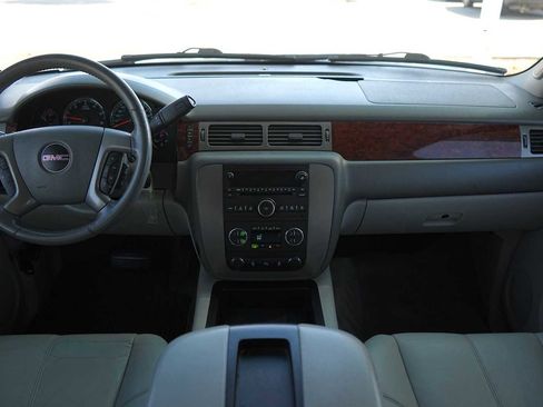Used 2013 GMC Yukon SLT image 10