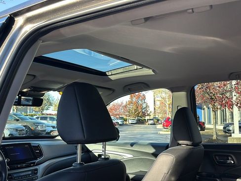 Used 2022 Honda Ridgeline RTL-E image 32