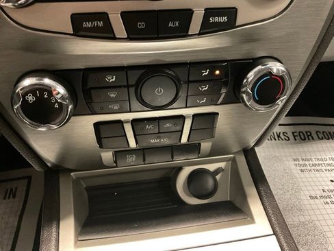 Used 2012 Ford Fusion SE FWD image 12