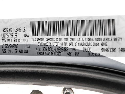 Used 2018 RAM 2500 Tradesman w/ Chrome Appearance Group image 59