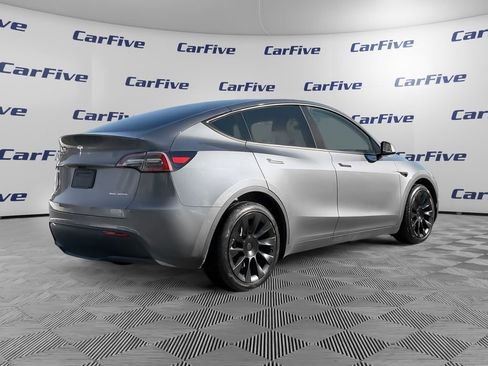 Used 2023 Tesla Model Y Long Range image 6