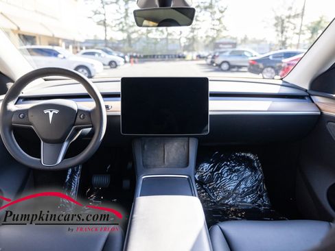 Used 2023 Tesla Model Y Long Range image 56