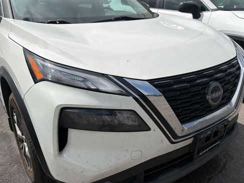 Used 2023 Nissan Rogue S AWD/4WD image 4