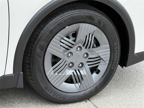 New 2026 Kia K4 LX image 17