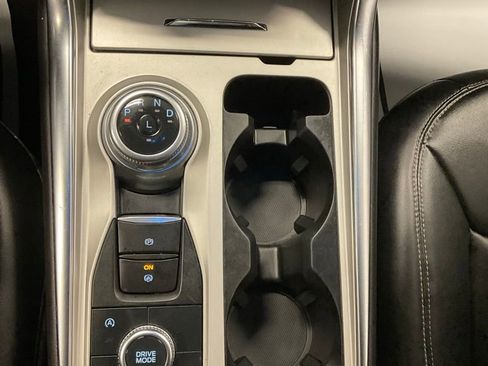 Used 2023 Ford Explorer XLT image 24