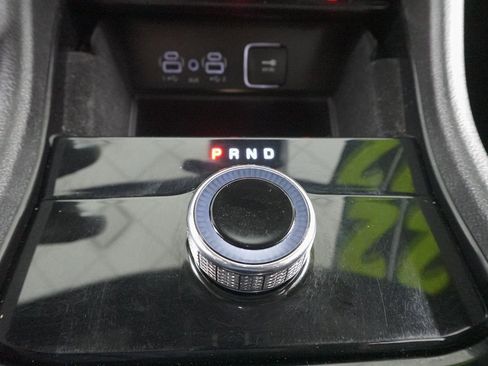 Used 2022 Jeep Grand Cherokee L Laredo image 19