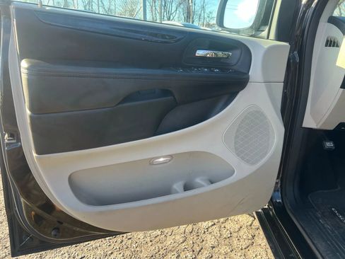 Used 2017 Dodge Grand Caravan SE w/ Power Window Group image 22