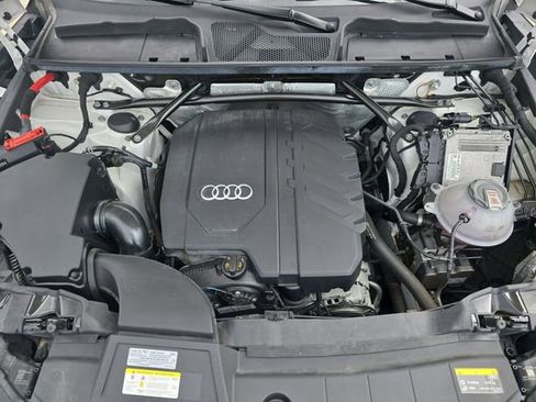 Used 2022 Audi Q5 Premium w/ Premium Plus Package AWD/4WD image 39
