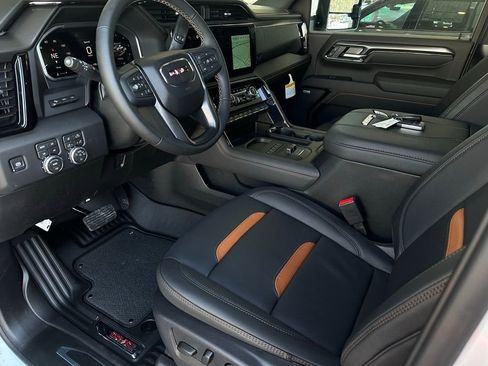 New 2026 GMC Sierra 2500 AT4 w/ AT4 Premium Plus Package image 9