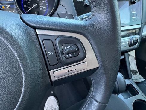 Used 2017 Subaru Outback 2.5i Premium AWD/4WD image 38