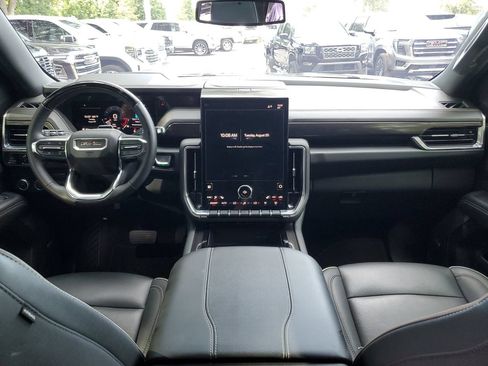 Used 2025 GMC Yukon XL Elevation RWD image 11