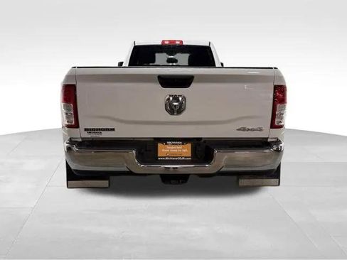 Certified 2024 RAM 3500 Big Horn AWD/4WD image 9