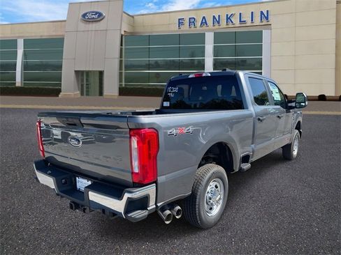 New 2026 Ford F250 XL image 7