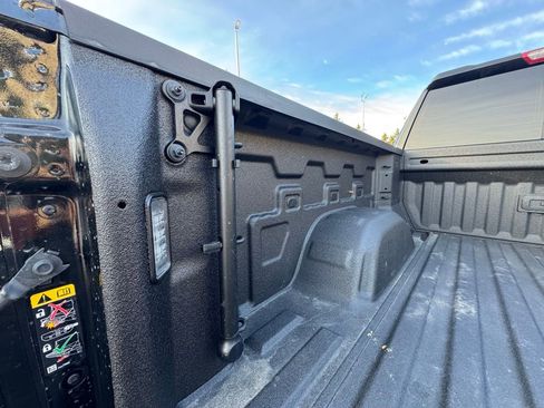 Used 2025 GMC Sierra 1500 Denali Ultimate AWD/4WD image 14
