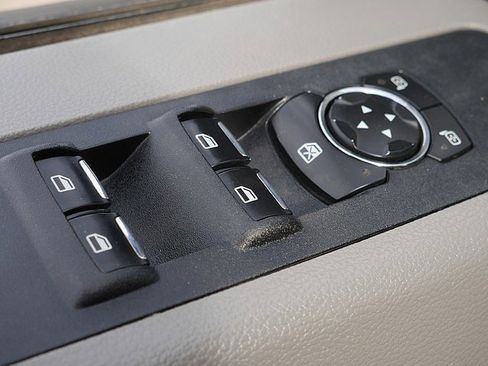 Used 2017 Ford F550 4x4 Crew Cab Super Duty image 23