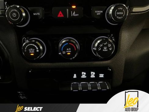 Used 2025 RAM 1500 Warlock AWD/4WD image 13