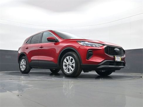 Used 2023 Ford Escape Active w/ Tech Pack #2 image 23