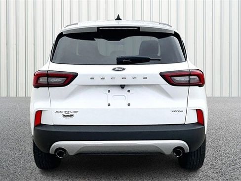 Used 2023 Ford Escape Active image 4