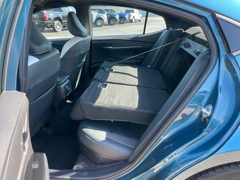 Used 2025 Toyota Camry SE FWD image 40