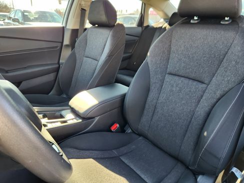 Certified 2024 Honda Accord EX image 7