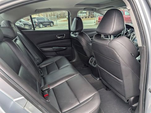 Used 2019 Acura TLX image 24