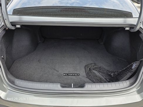 Certified 2025 Hyundai Elantra Sport FWD image 17