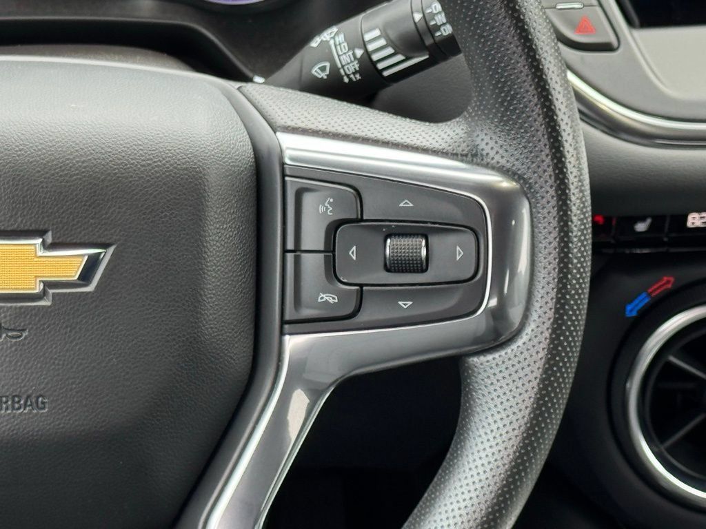 Used 2024 Chevrolet Blazer LT w/ Convenience Package FWD image 26