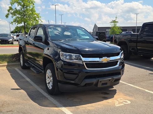 Used 2019 Chevrolet Colorado LT w/ Safety Package AWD/4WD image 4