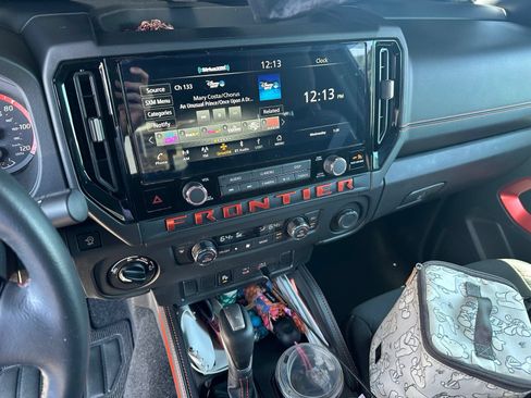 Certified 2025 Nissan Frontier PRO-4X w/ Tow Package AWD/4WD image 7