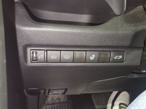 Used 2024 Toyota RAV4 XLE w/ Convenience Package AWD/4WD image 33