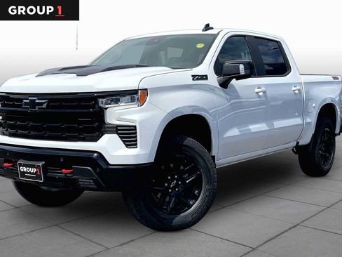 Used 2024 Chevrolet Silverado 1500 LT Trail Boss w/ LT Trail Boss Premium Package AWD/4WD image 1