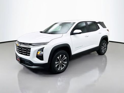 New 2026 Chevrolet Equinox LT image 4