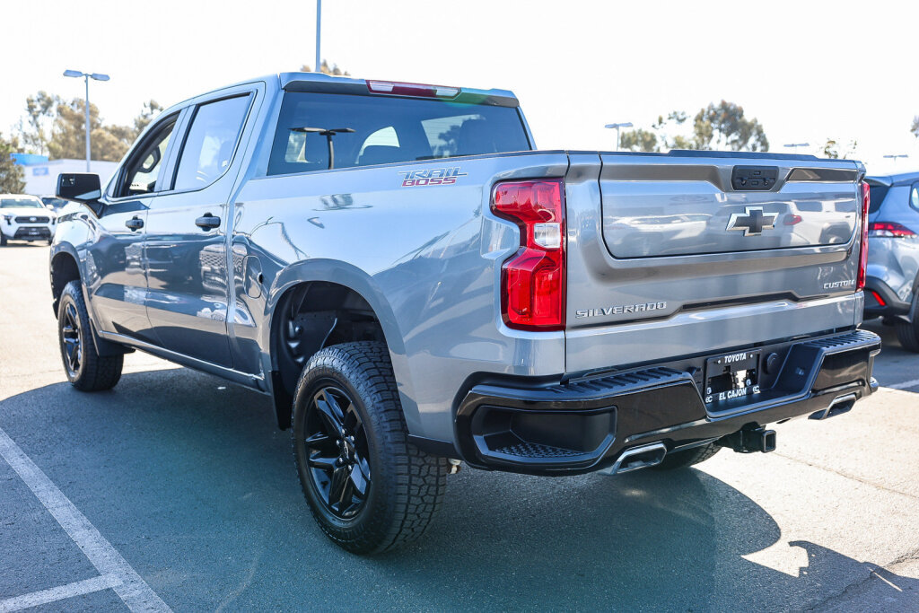 Used 2021 Chevrolet Silverado 1500 Custom Trail Boss AWD/4WD image 20