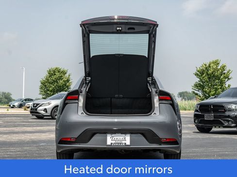 Used 2026 Toyota Prius XLE AWD/4WD image 10