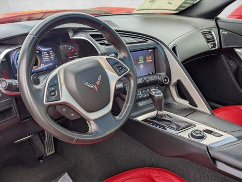 Used 2015 Chevrolet Corvette Stingray Coupe image 10