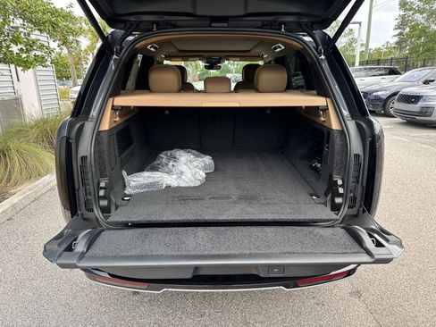 New 2026 Land Rover Range Rover SE AWD/4WD image 11