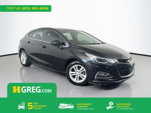 Used 2017 Chevrolet Cruze LT w/ Convenience Package FWD image 1