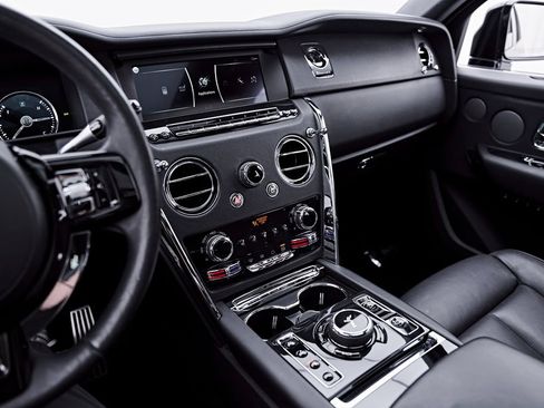Used 2020 Rolls-Royce Cullinan AWD/4WD image 72