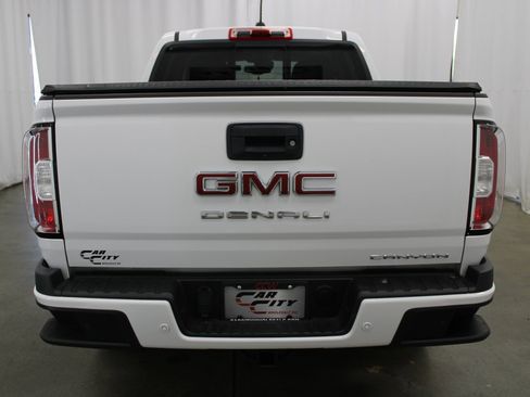 Used 2021 GMC Canyon Denali image 7