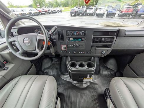 New 2025 GMC Savana 3500 w/ Driver Convenience Package image 26