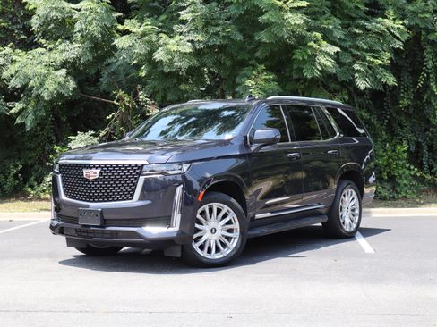 Used 2023 Cadillac Escalade Premium Luxury w/ LPO, Floor Liner Package AWD/4WD image 2